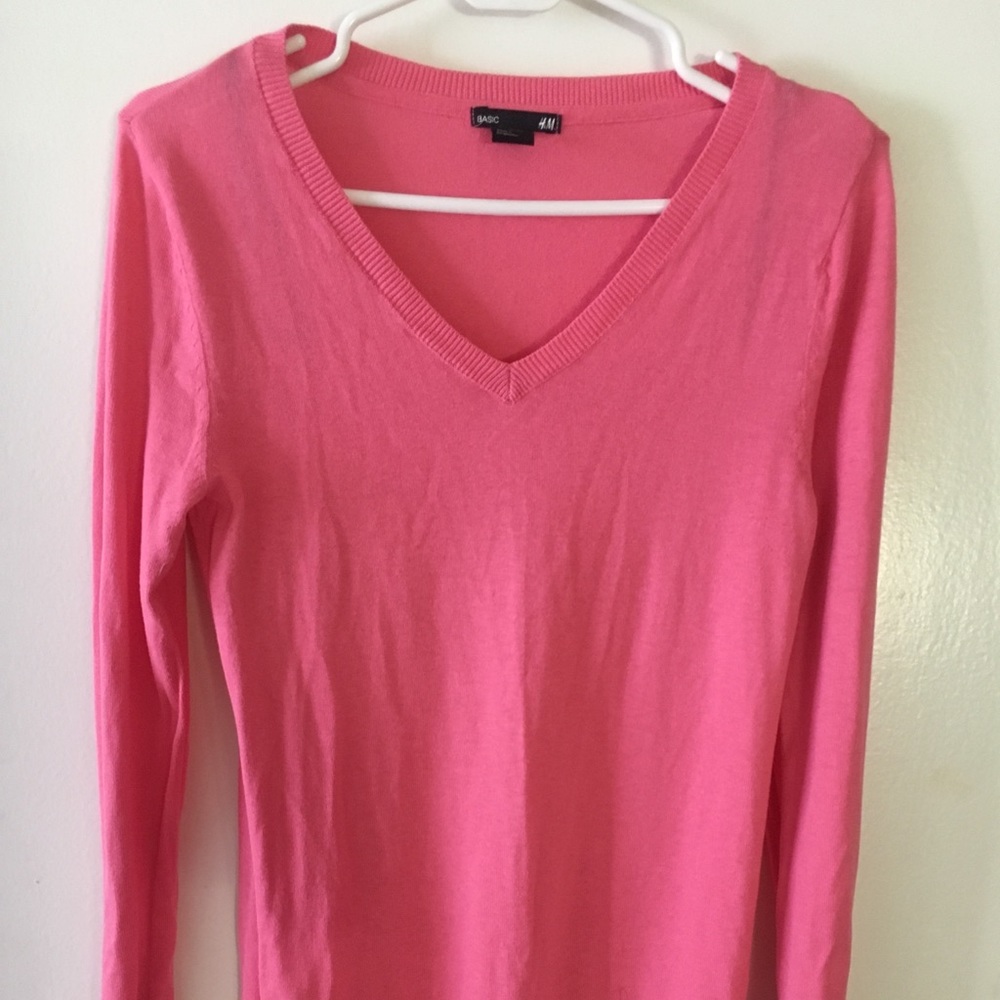 H&M pink sweater